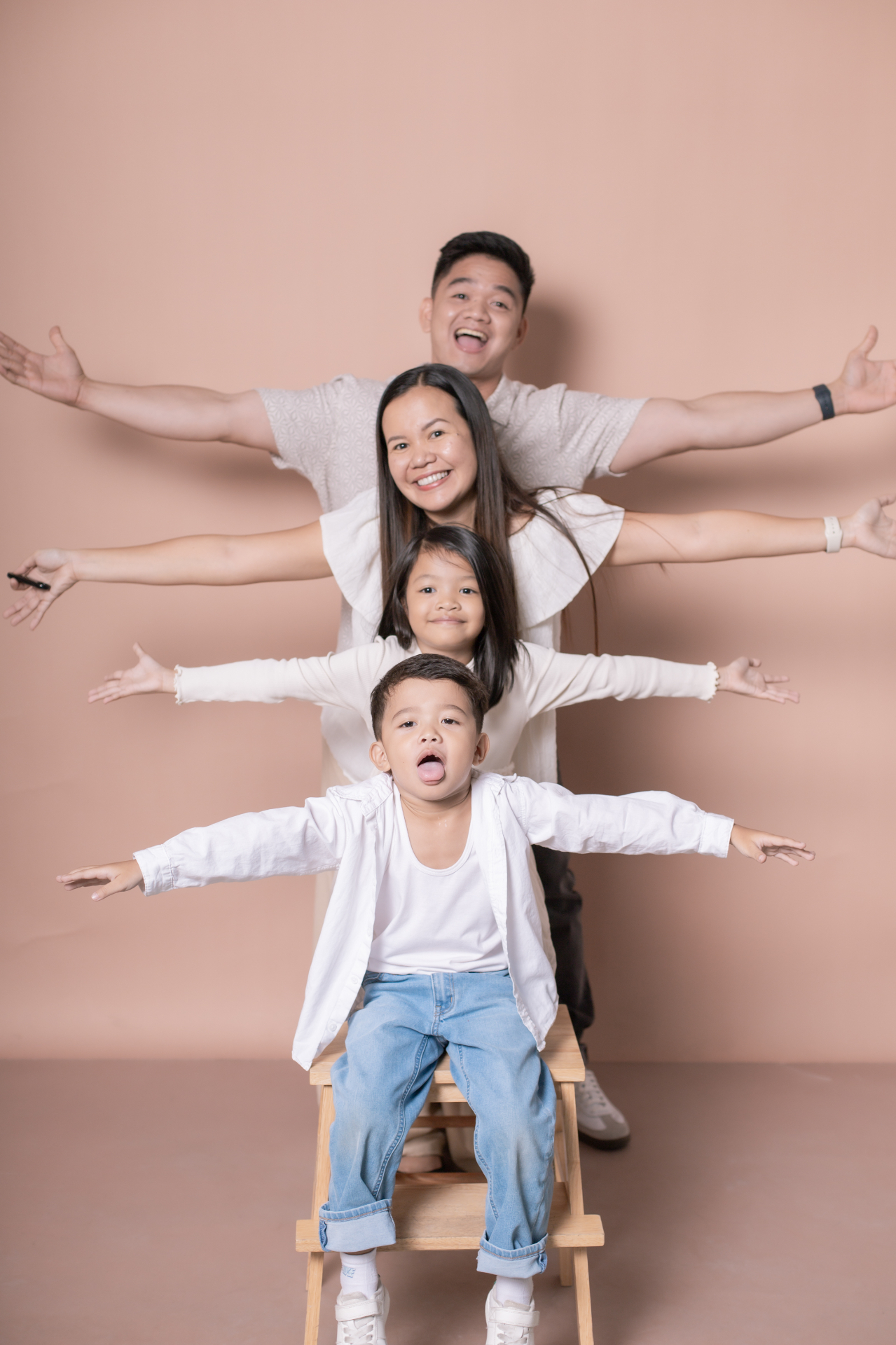 Jessica with her family
